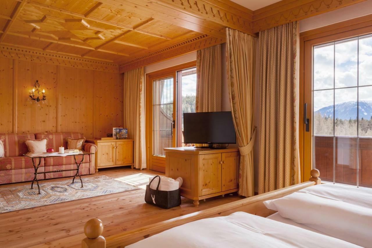 Hotel Laerchenhof Natur Seefeld in Tirol Bagian luar foto