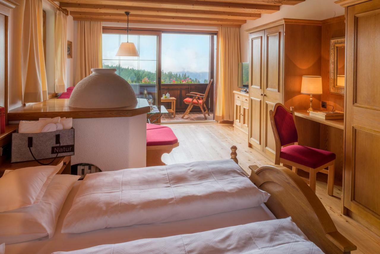 Hotel Laerchenhof Natur Seefeld in Tirol Bagian luar foto